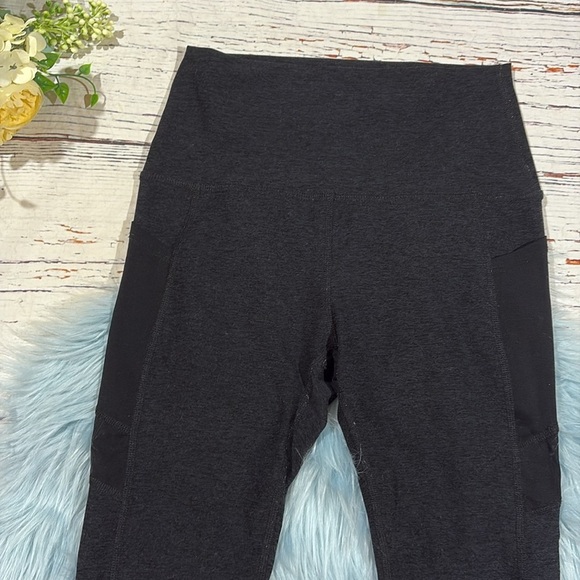 Beyond Yoga Darkest Night Mesh with It Spacedye Pocket Leggings - Picture 8 of 10